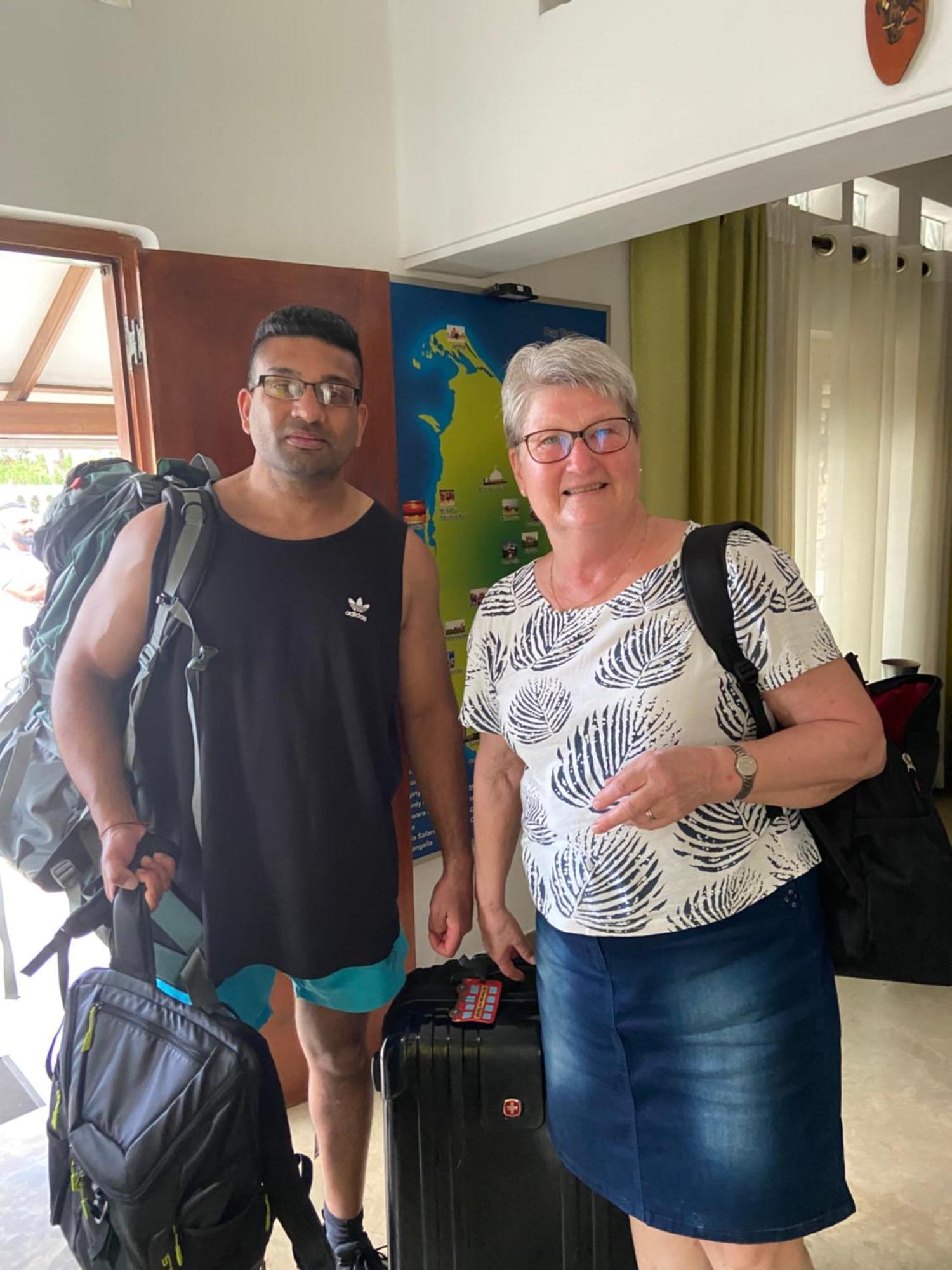 Dions Guest House Negombo Bagian luar foto